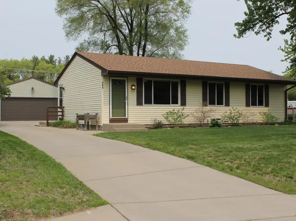103 Keith Rd, Circle Pines, MN 55014
