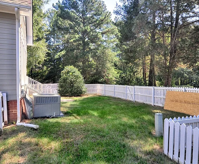2068 Carriage Way — Photo 25