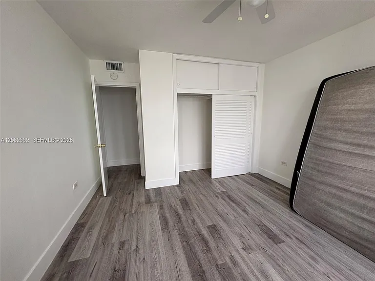 7545 E Treasure Dr #9H — Photo 20
