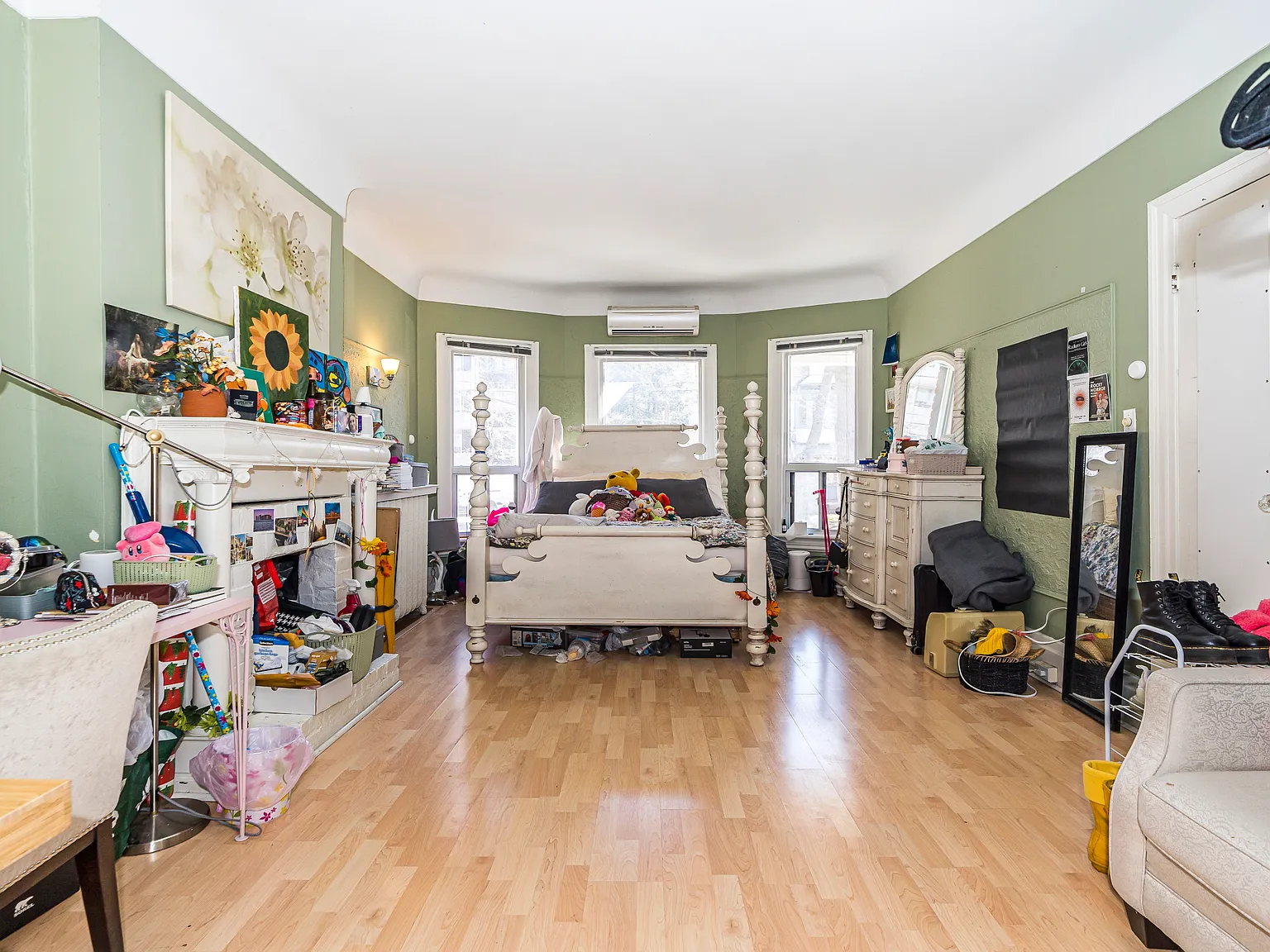 3 bed, 1000 sqft, $3,195 — Photo 3