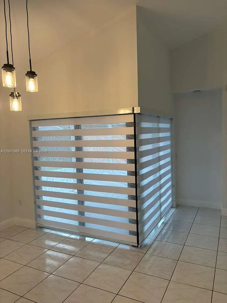Oak Park Estates Sec 1 — Photo 2