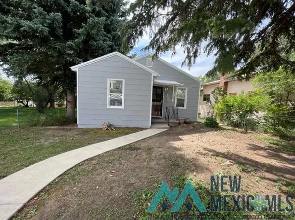 913 S 6th St, Raton, NM 87740