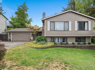 2062 SW 27th Dr, Gresham, OR 97080