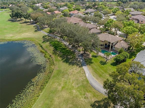 2nd image of 12301 Eagle Trace Boulevard
