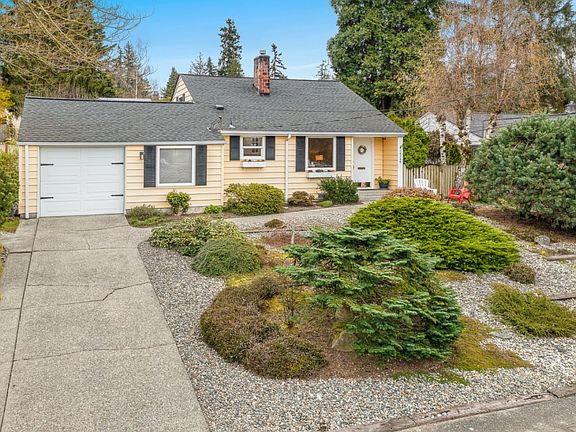 3rd image of 10736 5th Ave NW