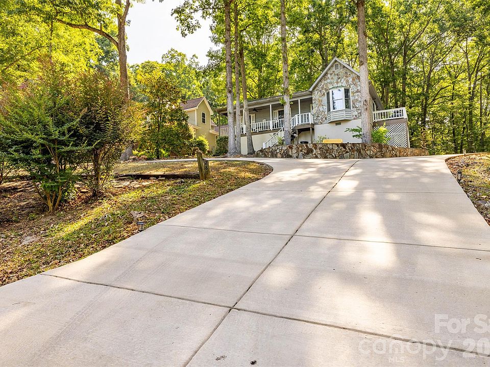 1st image of 281 Jubal Reeves Cir