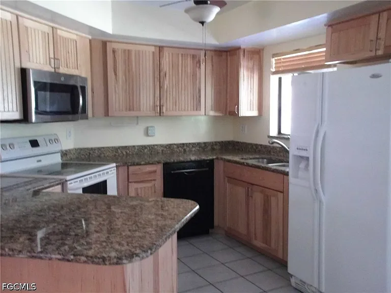 426 Hamilton Ave — Photo 9