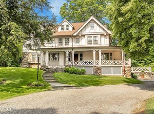 18 Brookside Park, Greenwich, CT 06831