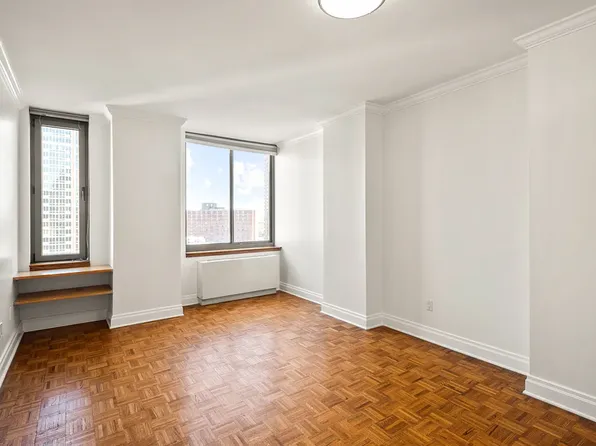 400 East 9th Street image 1 of 17