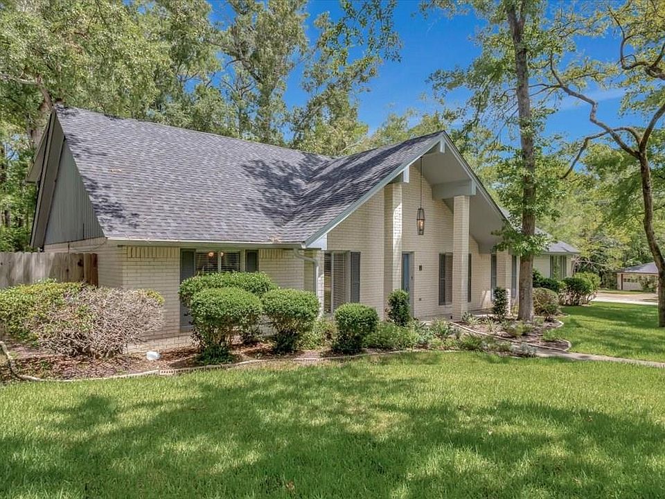1st image of 1405 Spanish Moss Dr
