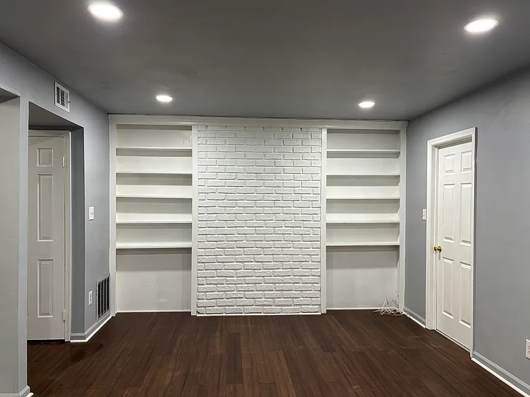 400 Advocate Ct #E — Photo 5