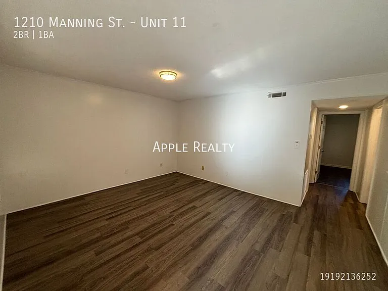 1210 Manning St #11 — Photo 3