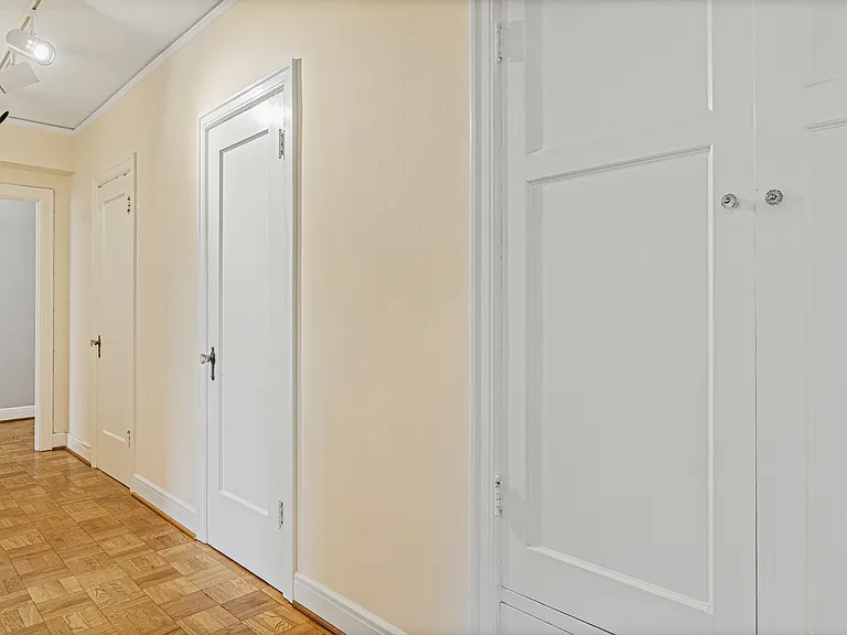 1017 Minor Ave #702 — Photo 6