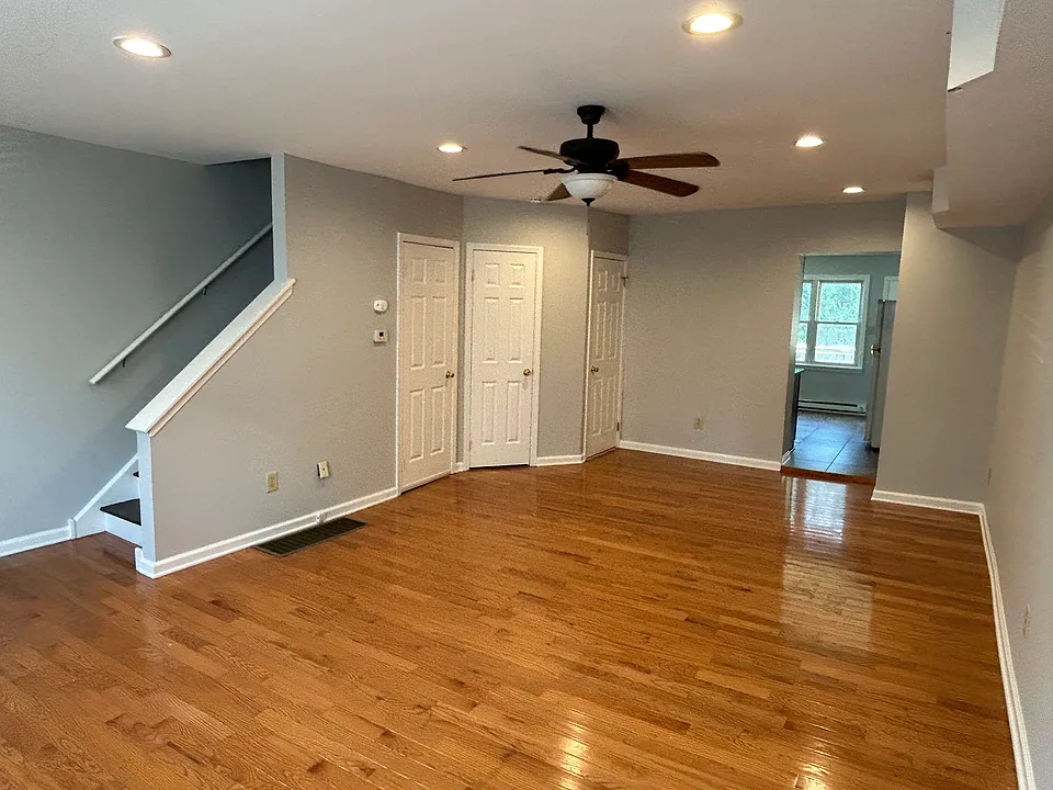 125 W 1st Ave
