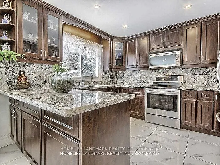 78 Bristol Rd — Photo 5