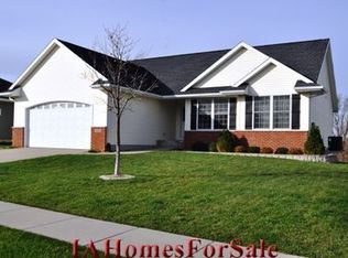 2804 Belle St SW, Cedar Rapids, IA 52404