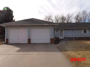 1502 Cornhusker Cir, North Platte, NE 69101