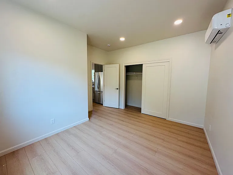 Drew East 27th — Photo 6