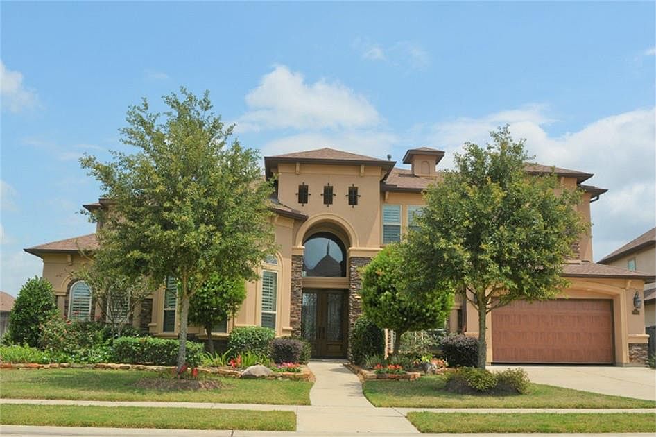 1st image of 27814 Stonehurst Ln