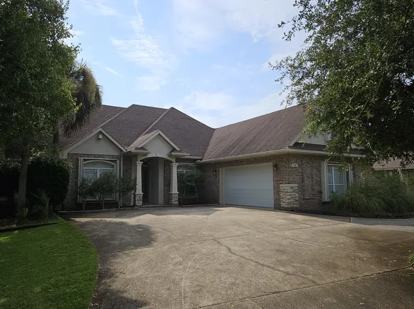 1866 Sunrise Dr, Navarre, FL 32566