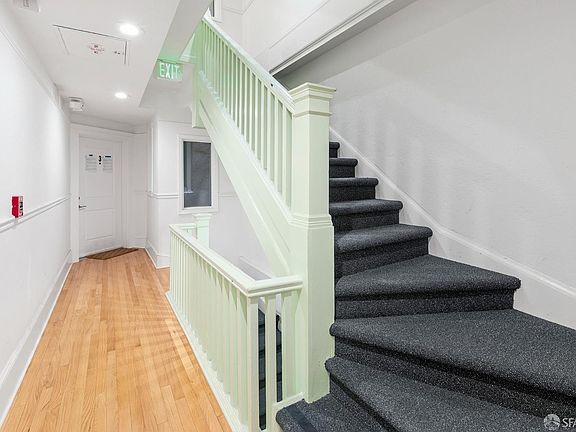 4th image of 830 Hyde St