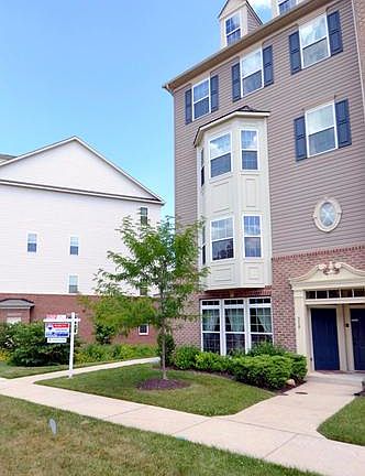 5th image of 318 Chessington Dr #9