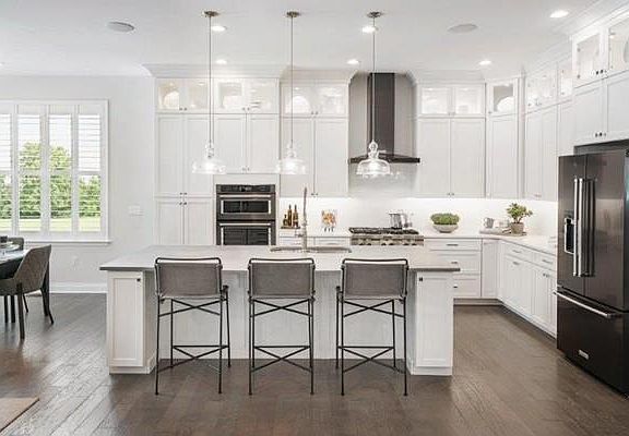 2nd image of 120 Glen Ellen Blvd #63