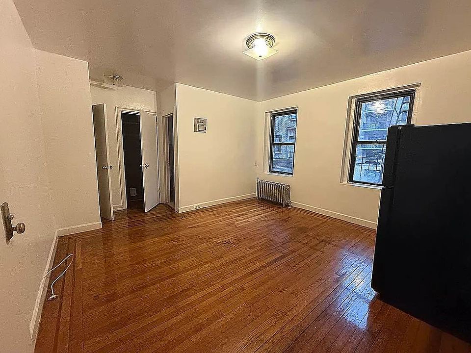 2nd image of 86-06 148th St #2B