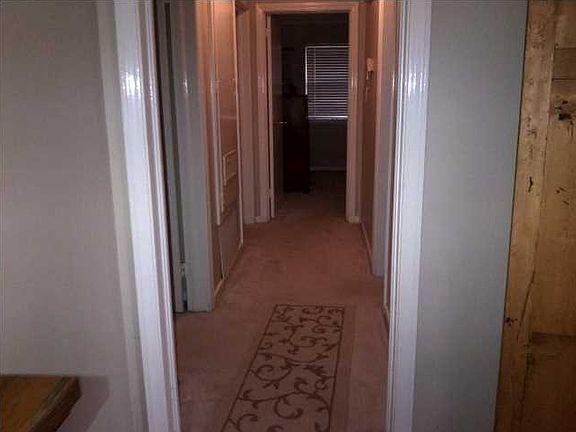 5th image of 1830 Hill Hedge Dr