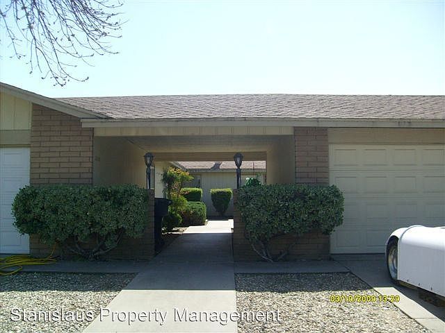 1st image of 2024 E Orangeburg Ave #C