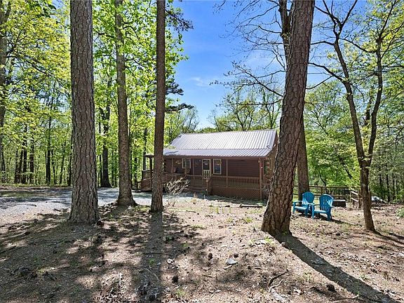 4th image of 414 Marque Ln NE