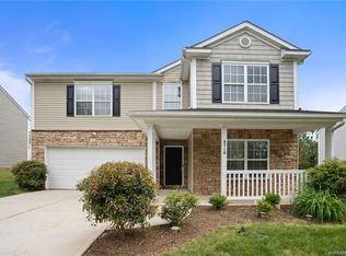 4716 Larkhaven Village Dr, Charlotte, NC 28215