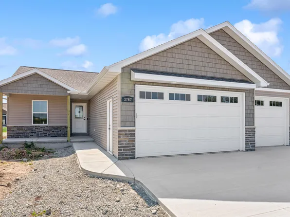3767 E Callalilly Ln, Appleton, WI 54913