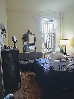 Rented by Buchbinder & Warren | media 3