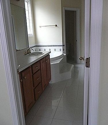 UL master bath