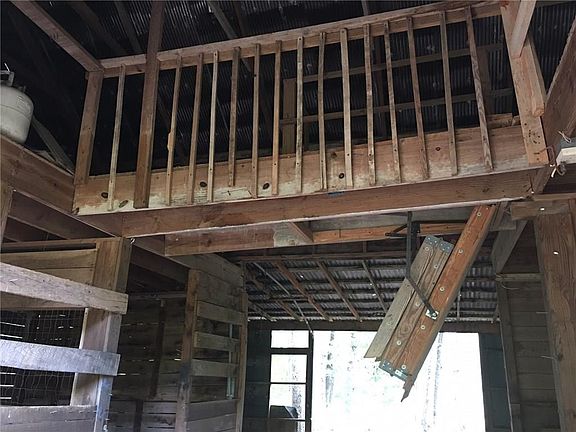 4th image of 291 Wood Forest Dr