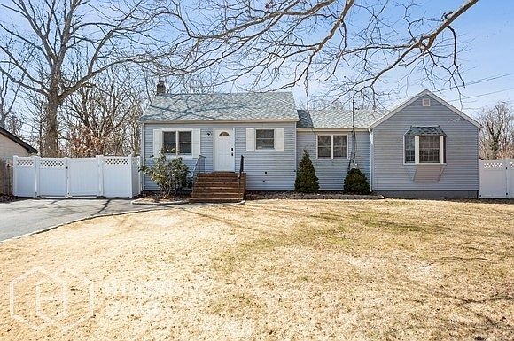 1st image of 36 Mill Dr