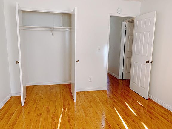 4th image of 4220 Baldwin Park Blvd