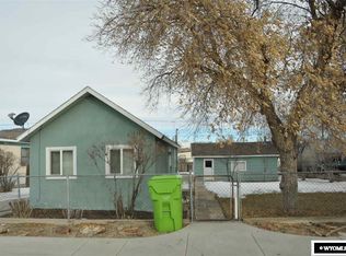411 W Davis St, Rawlins, WY 82301