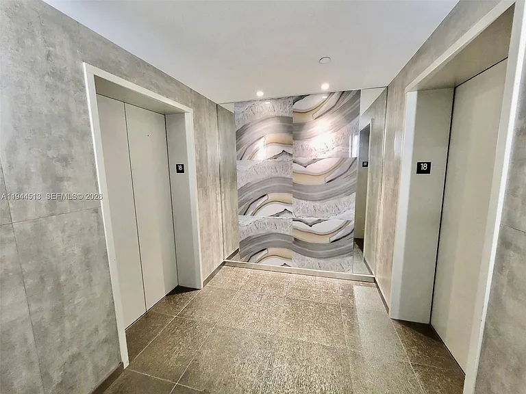 92 SW 3rd St #1808 — Photo 19