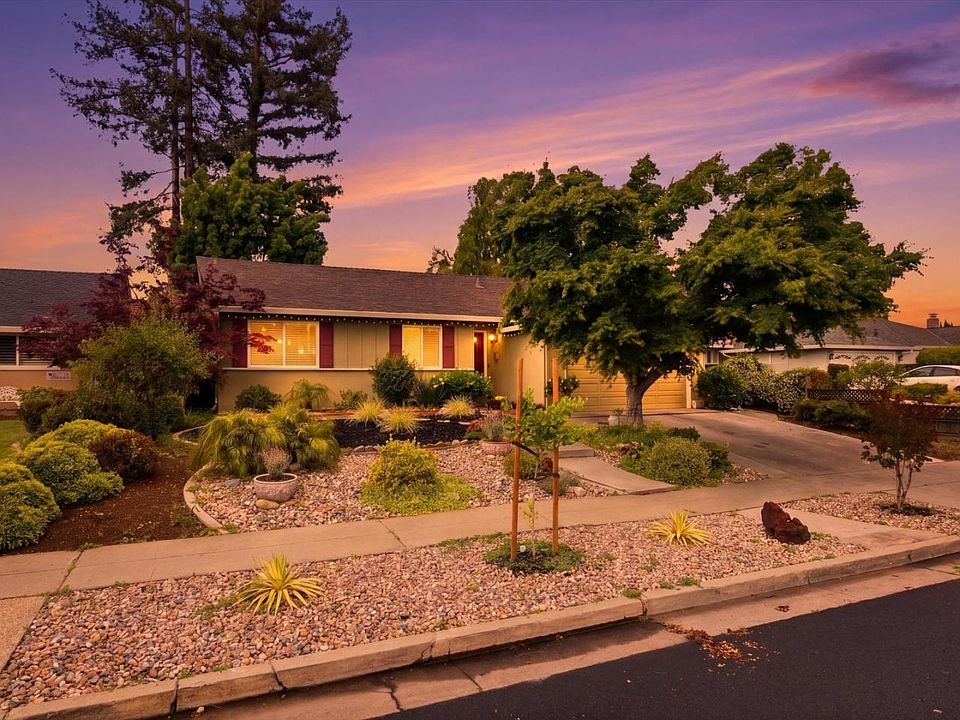 1st image of 5267 Woodstock Way