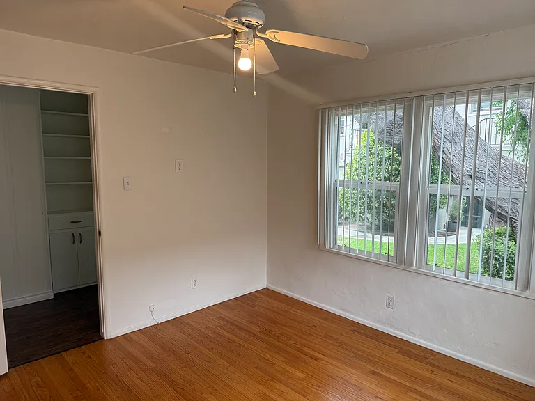 308 E Amerige Ave #0 — Photo 20