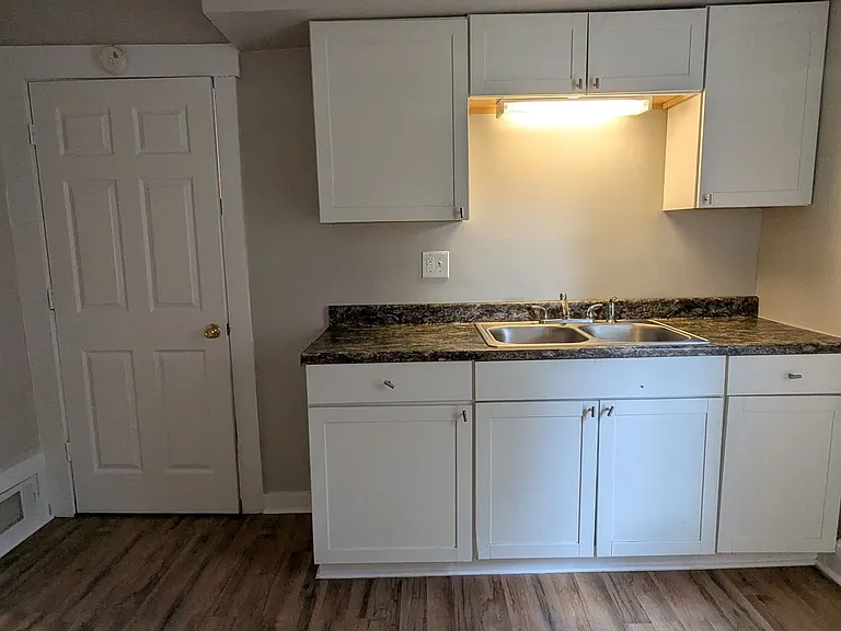 1447 Shriver Ave NE — Photo 27