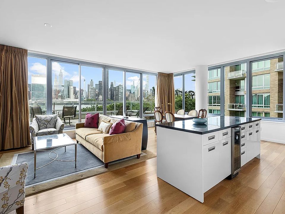 1st image of 4630 Center Blvd APT 312