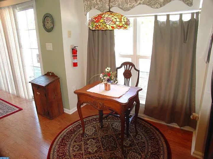 102 Shrewsbury Ct — Photo 9