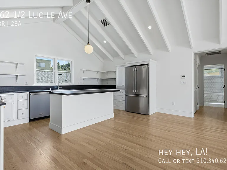 962 1/2 Lucile Ave — Photo 10