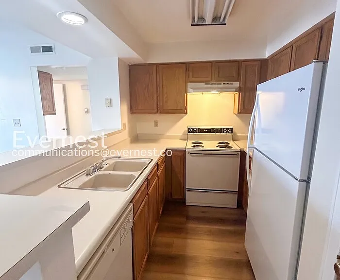 934 Acapulco Ct — Photo 6