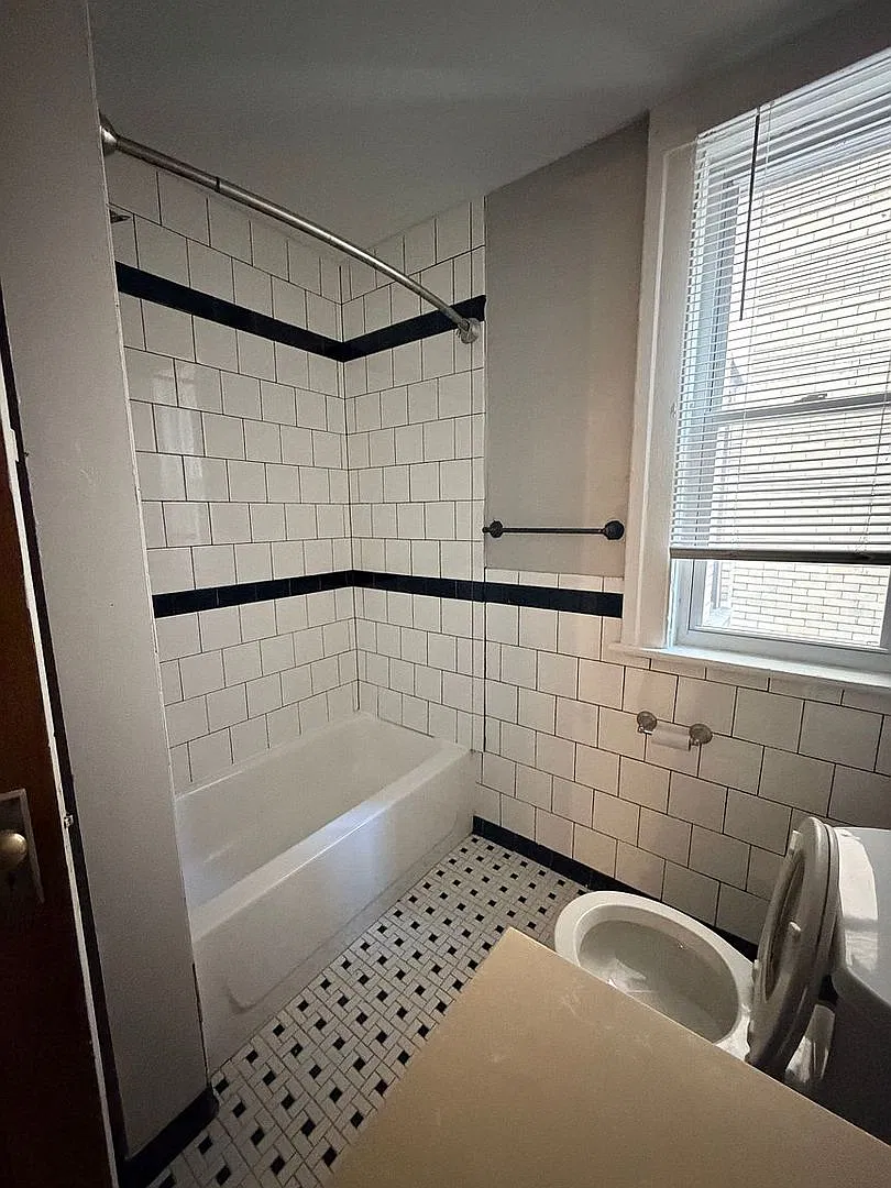 144 Claremont Ave — Photo 4