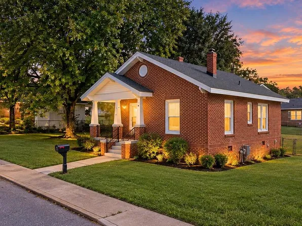 203 Allis Ave, Ninety Six, SC 29666