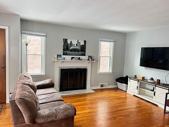 4th image of 613 E Eckman St